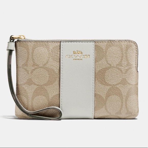 Coach Wristlet‎ ✨NWT✨